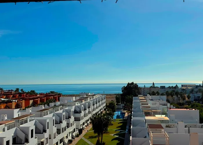 Atico Con Vistas Al Mar Y Piscina Privada