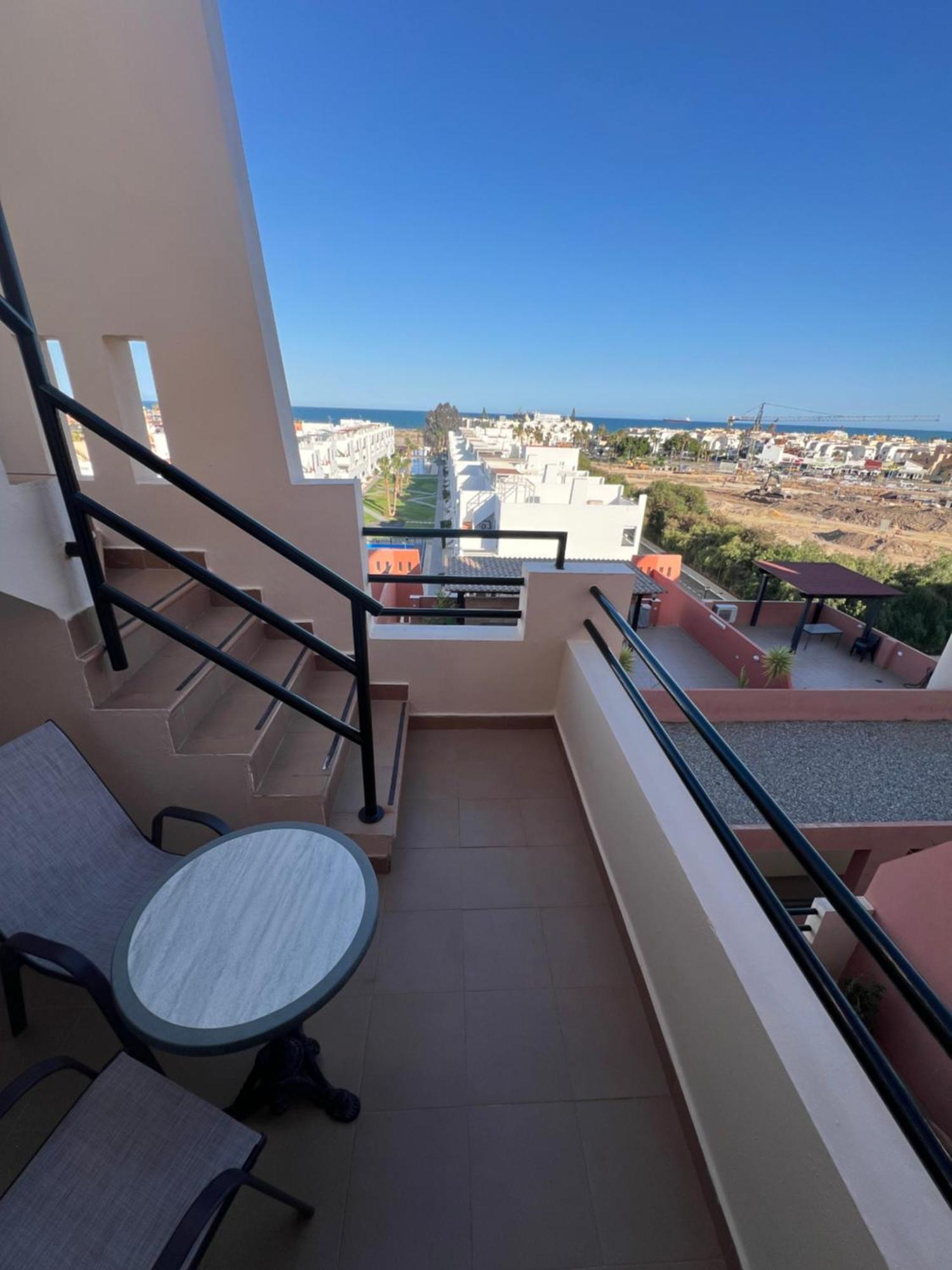 Atico Con Vistas Al Mar Y Piscina Privada Apartment *